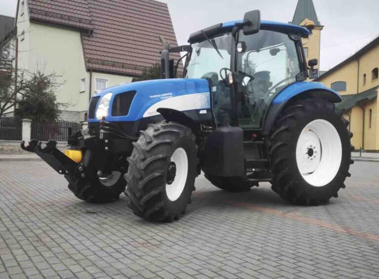 Ciągnik Traktor New Holland TS115